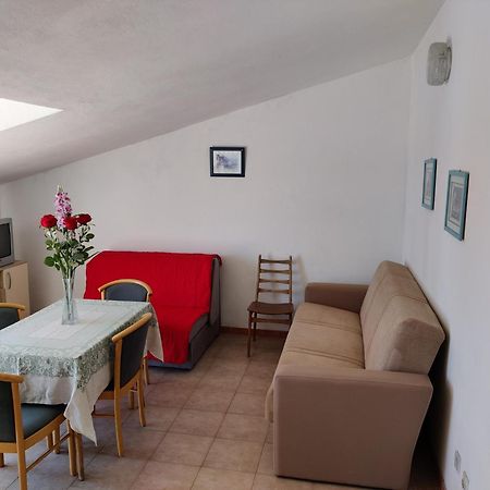 Apartments By The Sea Tisno, Murter - 5141 ห้อง รูปภาพ