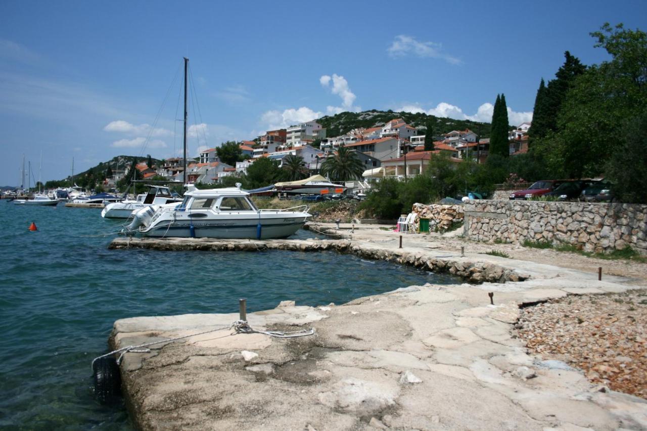 Apartments By The Sea Tisno, Murter - 5141 ภายนอก รูปภาพ