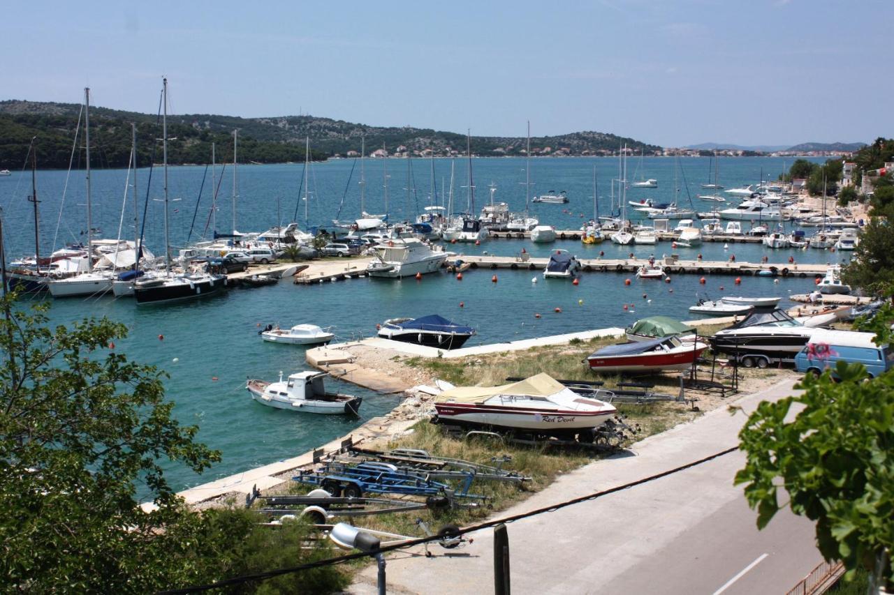 Apartments By The Sea Tisno, Murter - 5141 ภายนอก รูปภาพ